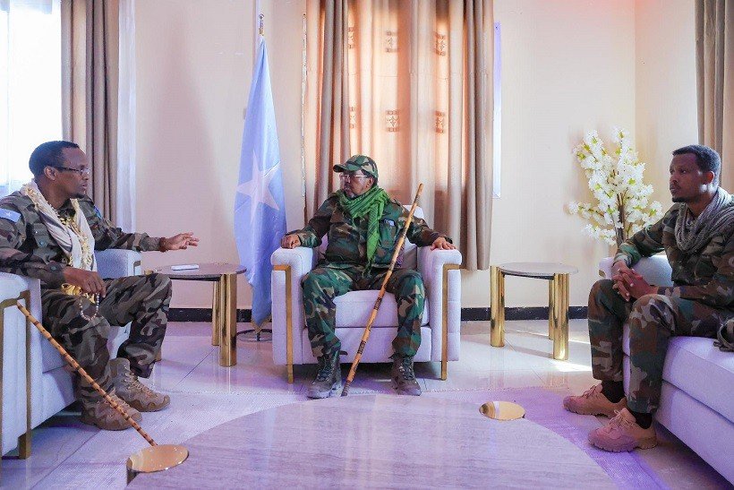 Madaxweyne Xasan Sheekh oo ku hoyday Cadale,