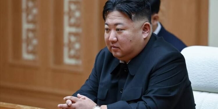 Kim Jong Un oo Shiinaha u safray si uu uga qeyb galo xaflad milatari caalami ah