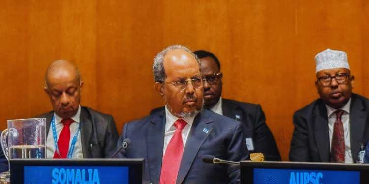 Madaxweyne Xasan Sheekh oo ka cabasho sheegay isticmaalka (AI) garaadka macmalka.