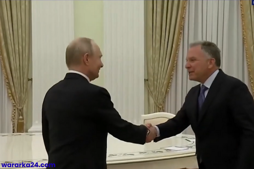 Putin Oo kulan kula yeshay Moscow ergayada Mareykanka xili habeenimo damba ah.