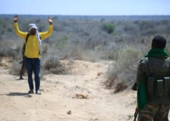 Horjooge ka tirsanaa kooxda Al-Shabaab oo isku soo dhiibay Ciidamada Booliiska