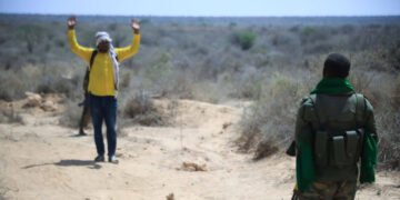 Horjooge ka tirsanaa kooxda Al-Shabaab oo isku soo dhiibay Ciidamada Booliiska