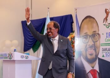 Xasan Sheekh oo u baxaya safar degdeg ah ee dalka Itoobiya.