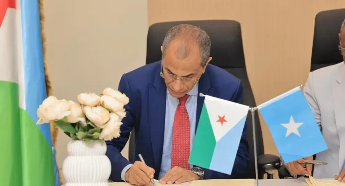 Soomaaliya iyo Jabuuti oo kala saxiixday heshiis cusub xaga waxbarashada