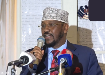 Safiir Ku-xigeenka Kenya ee u fadhiya Soomaaliya oo loo magacaabay Elias Bare