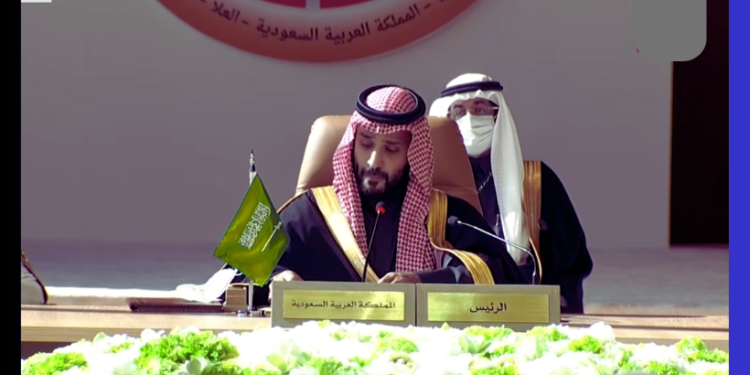 Maxamed Bin Salmaan oo warqad u diray Maxamed Bin Zayed walaalkiis