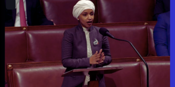 Ilhaan Cumar oo si geesinimo leh ugu falcelisay hadallo ka soo yeeray Trump…