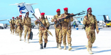 Axmed Madoobe iyo Deni oo ciidamo hubeysan u soo diray Muqdisho.