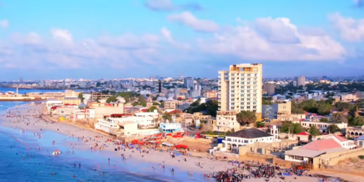 Siyaasiyiin taageeray go’aankii lagu hakiyay ilaalada Madaxweynayaasha Puntland iyo Jubbaland.