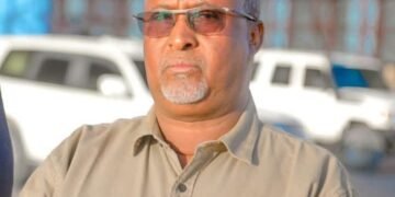 Ciidanka Booliska oo Muqdisho ku xiray Axmed Cabdi Maxamuud ahna la-taliyaha Saciid Deni