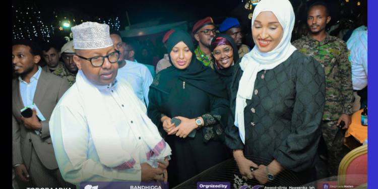 Wasiirka Qoyska iyo Horumarinta Xuquuqul Insaanka oo Muqdisho Kusoo Xirtay Todobaadka Haweenka Soomaaliyeed