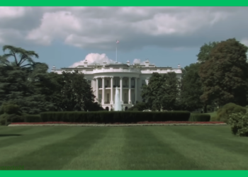 Khilaaf ka dhex qarxay Aqalka Cad oo la xiriira dagaalka Iiraan