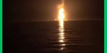 Trump oo ka falceliyay warar ku saabsan weerarro Iiraan ku qaaday maraakiib Mareykan ah