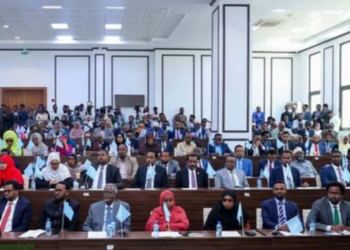 136 xildhibaan oo digniin u diray madaxweyne Xasan Sheekh