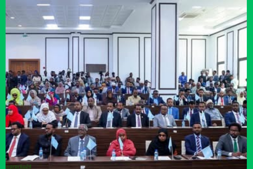 136 xildhibaan oo digniin u diray madaxweyne Xasan Sheekh