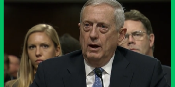 Xoghayihii hore ee difaaca Mareykanka oo ka digay xaaladda cakiran ee dagaalka Iran