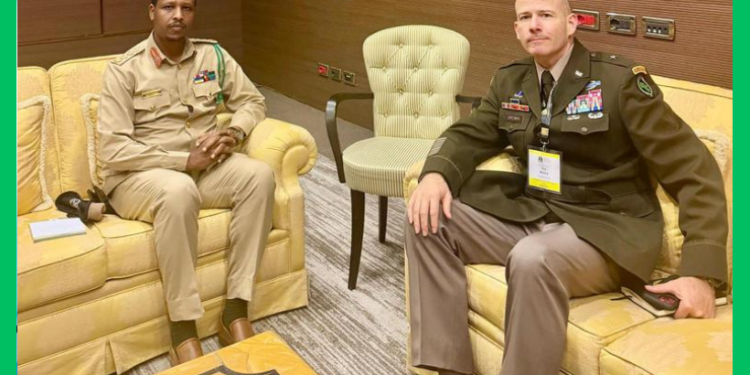 Taliyaha Ciidanka Dhulka oo la kulmay Taliyaha AFRICOM ee Geeska Afrika