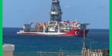 Markabka qodista shidaalka Soomaaliya oo gaaray Muqdisho