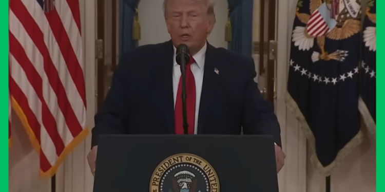 Trump oo qorsheynaya in uu ciidankiisa kala baxoYurub