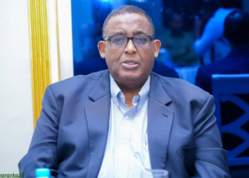 Cumar Cabdirashiid oo sheegay fursadda u hartay Xasan Sheekh