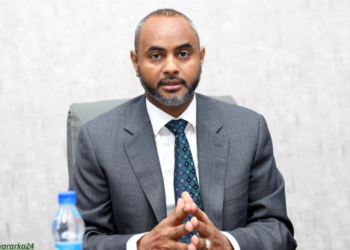 Wasiir Jaamac oo jawaab adag siiyay mucaaradka