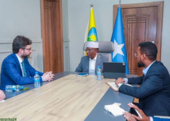 Safiirka Turkiga iyo mucaaradka oo kulan xasaasi ah ku leh Muqdisho