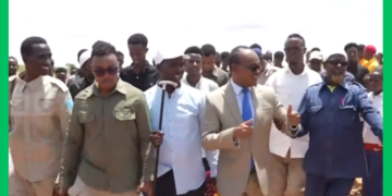 Dowladda Federaalka oo wafdi u dirtay degmada Luuq