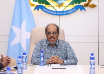 Xasan Sheekh oo shir ku casuumay Golaha Mustaqbalka Soomaaliya