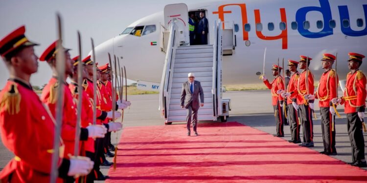 Madaxweyne Cirro oo dib ugu laabtay Hargeysa kadib safarkii Imaaraadka