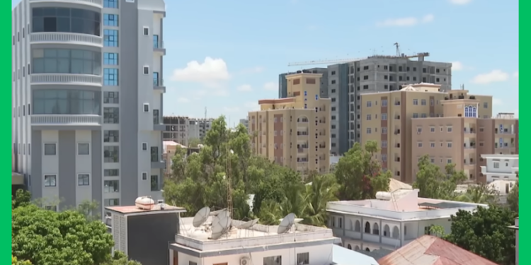 Dowladda Soomaaliya oo adkeysay amniga Muqdisho ka hor 15-ka May