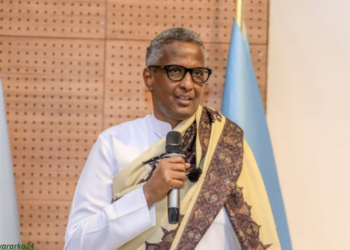 Mucaaradka oo shaki geliyay qorshaha dowladda dib-u-dejinta barakacayaasha