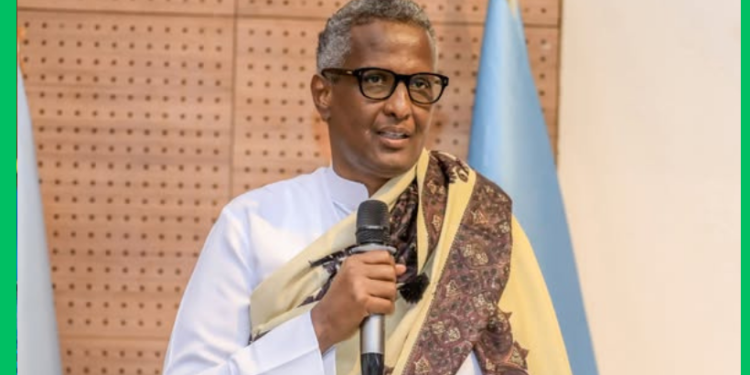 Mucaaradka oo shaki geliyay qorshaha dowladda dib-u-dejinta barakacayaasha