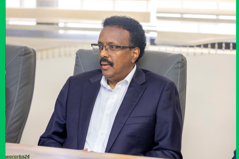 Farmaajo oo dowladda iyo hay’adaha amniga uga digay caburinta shacabka