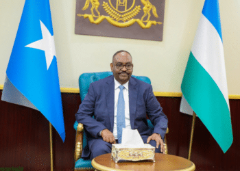 Madaxweyne Deni oo kusoo wajahan magaalada Muqdisho