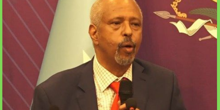 Cali Cabdullaahi Cosoble Oo Shariif uga digay go’aan la mid ah kii Jeneraal Caydiid