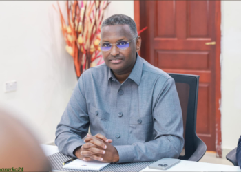 Daawo: Mahad Salaad oo booqday guriga Xasan Cali Khayre kadib dagaalkii Muqdisho