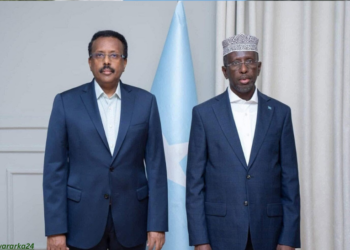Xogta kulankii dhex-maray Farmaajo iyo Sheekh Shariif