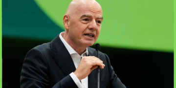 Madaxweynaha FIFA oo ka hadlay kiiska Garsoore Cumar Cartan