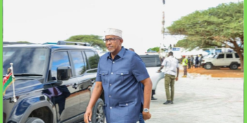 Wasiir Aadan Barre Ducaale oo ka soo muuqday maxkamada Kilimani ee magaalada Nairobi