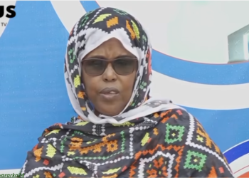 Daawo: Guddoomiyaha Ururka Haweenka oo ka hadashay Gabadhii lagu dhibaateeyay Muqdisho