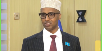Burhaan Aadan Cumar oo ku baaqay hirgelinta dastuurka cusub