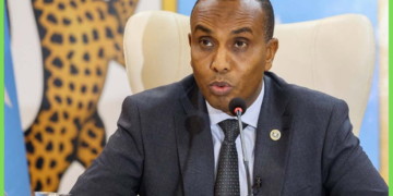 Daawo: Ra’iisul Wasaare Xamza oo jaam ku galay isgoyska Tarabuunka, sheegayna inuu ku faraxsanyahay