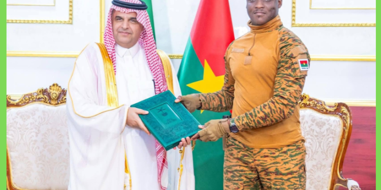 Sacuudiga oo xoojinaya xiriirka uu la leeyahay Burkina Faso kadib go’aankii lagu jaray xiriirkii Faransiiska