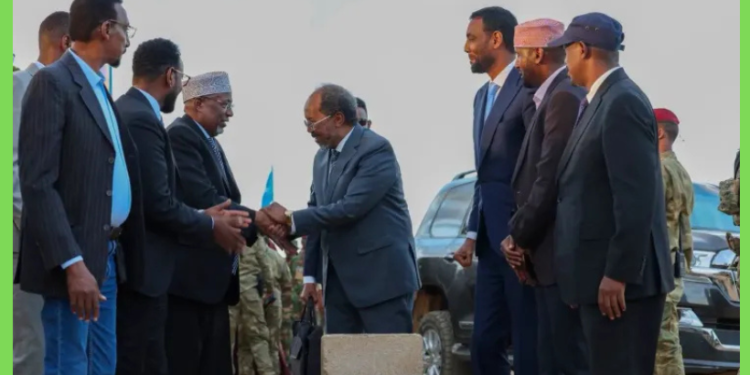 Madaxweyne Xasan Sheekh oo Baydhaba ka dhagax dhigay waddo muhiim ah