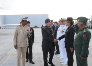 Daawo: Taliyaha Ciidanka Dhulka ee Turkiga oo booqasho rasmi ah ku yimid Muqdisho