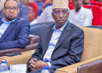 Sheekh Shariif oo sheegay inuusan ka tanaasuli doonin mowqifkiisi oo ay kumanaanka qof u dhinteen