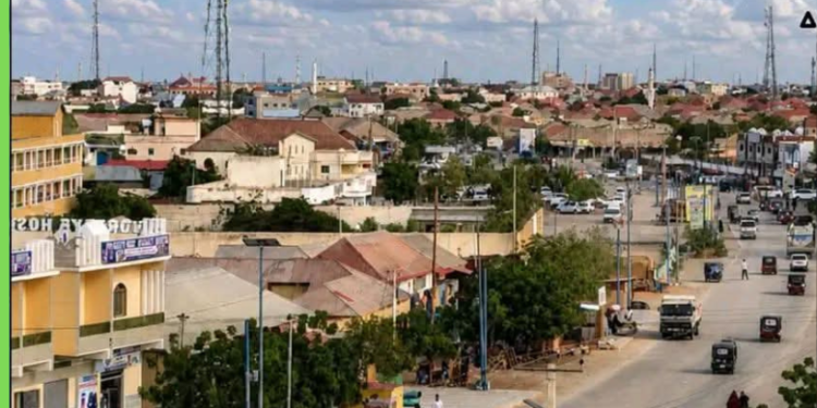 Daawo: Dagaal u dhexeeya ciidamada Puntland iyo PSF oo ka qarxay Gaalkacyo