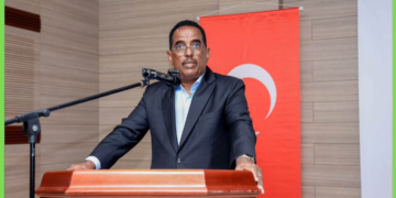 Mooshin xilka looga qaadayo Cali Yusuf Xoosh oo Golaha Shacabka la horgeeyay