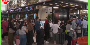 Foolkaana ka qarxay Indonesia oo hakiyay boqolaal duulimaad