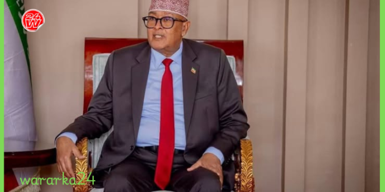 Cirro oo Congress-ka Mareykanka kula kulmay xildhibaanno